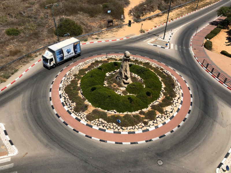 משאית הובלות מקצועית בראשון לציון